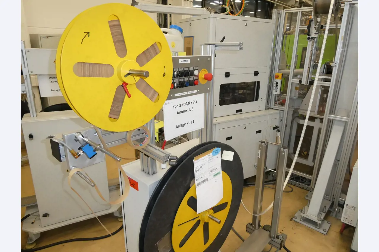 2 online veilingen van gereedschap, ponsmachines en randapparatuur-15
