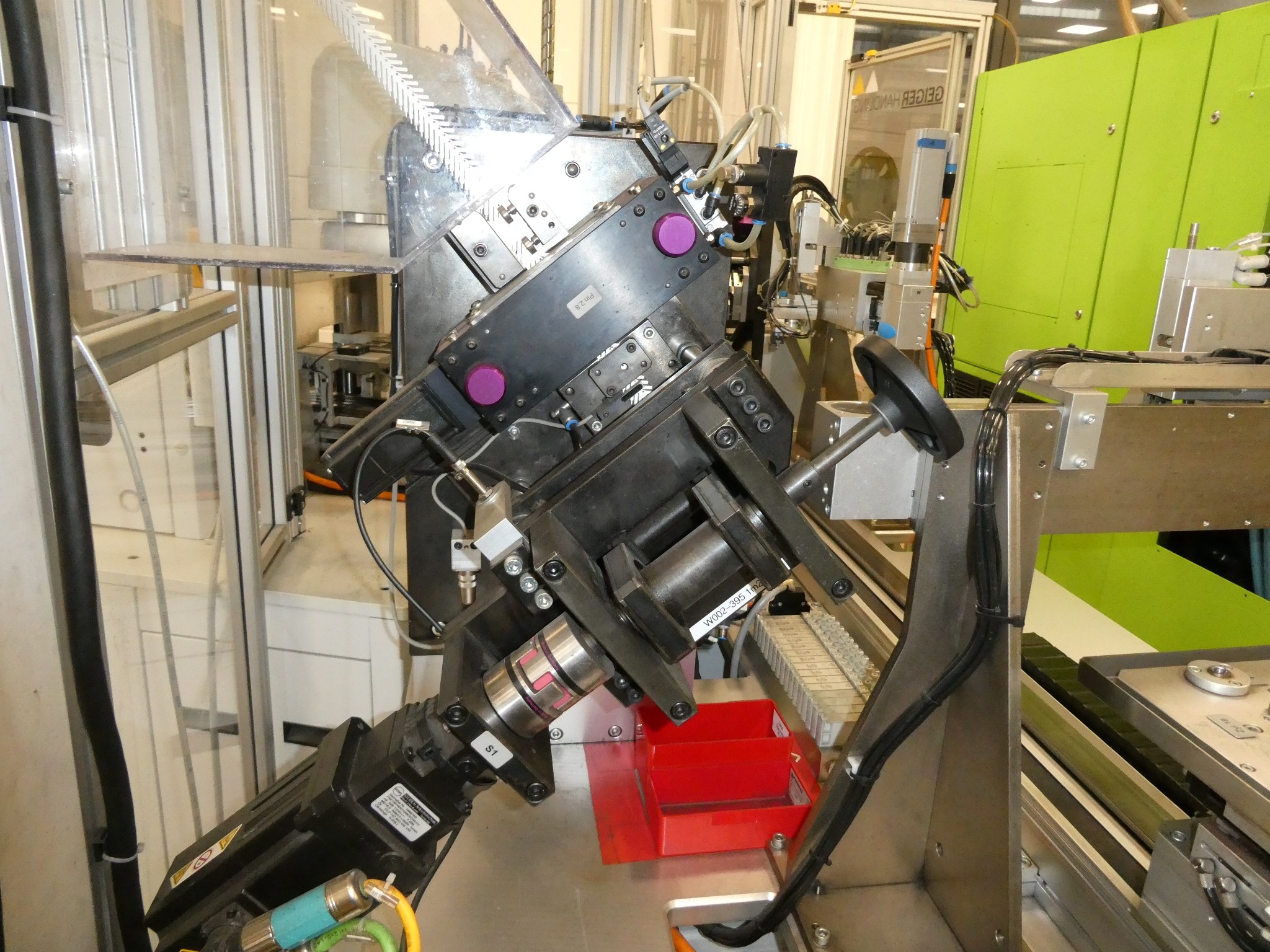 2 ventes aux enchères en ligne de machines-outils, poinçonneuses et périphériques-21