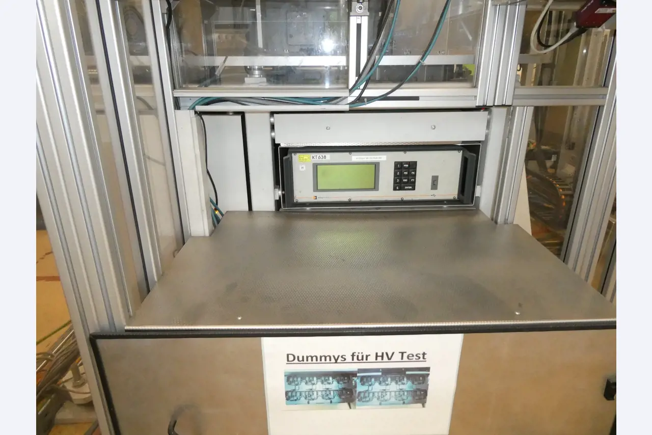 2 online veilingen van gereedschap, ponsmachines en randapparatuur-29