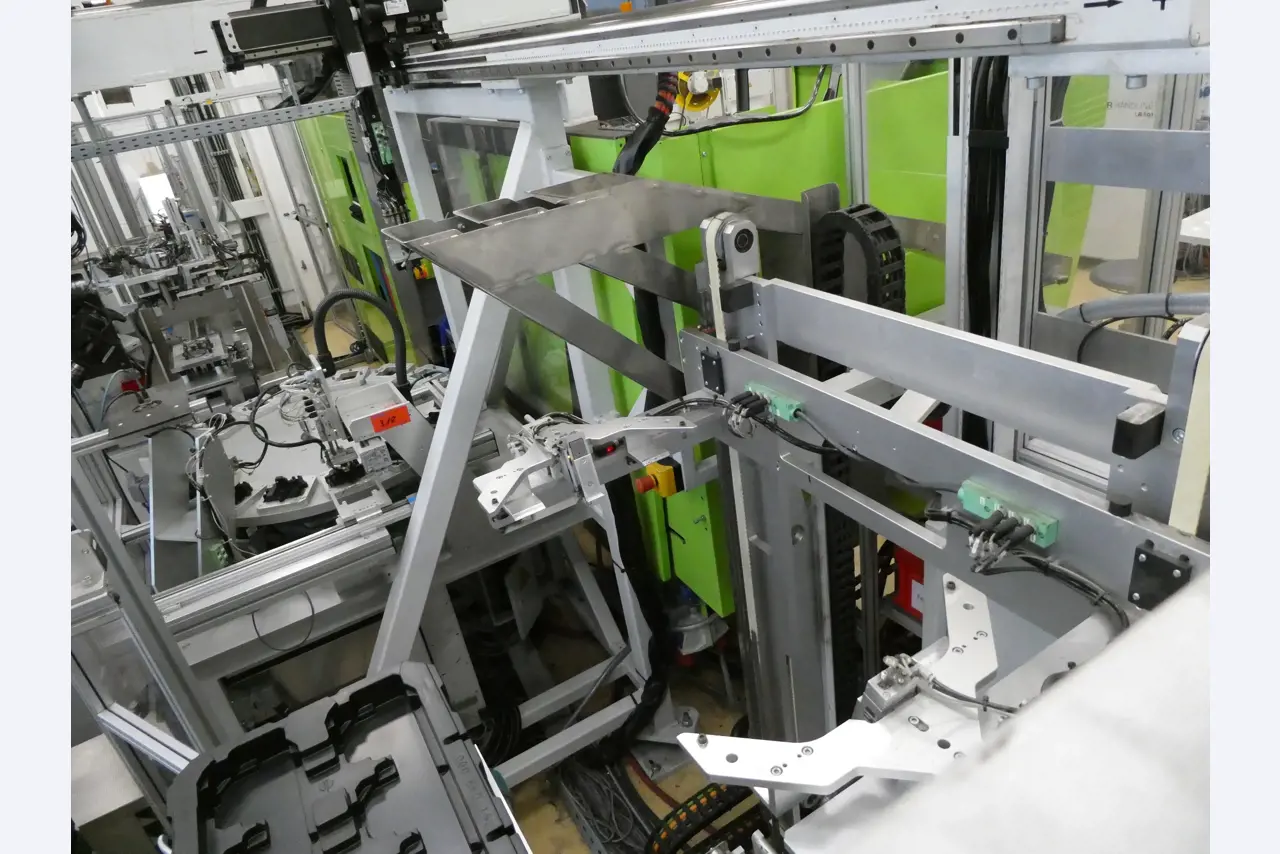 2 online veilingen van gereedschap, ponsmachines en randapparatuur-33