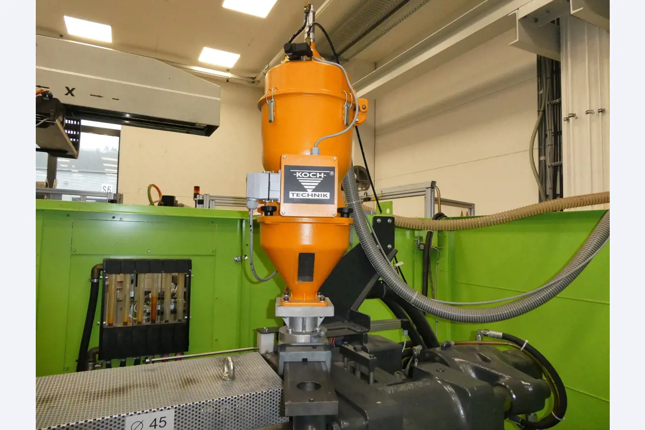 2 online veilingen van gereedschap, ponsmachines en randapparatuur-6
