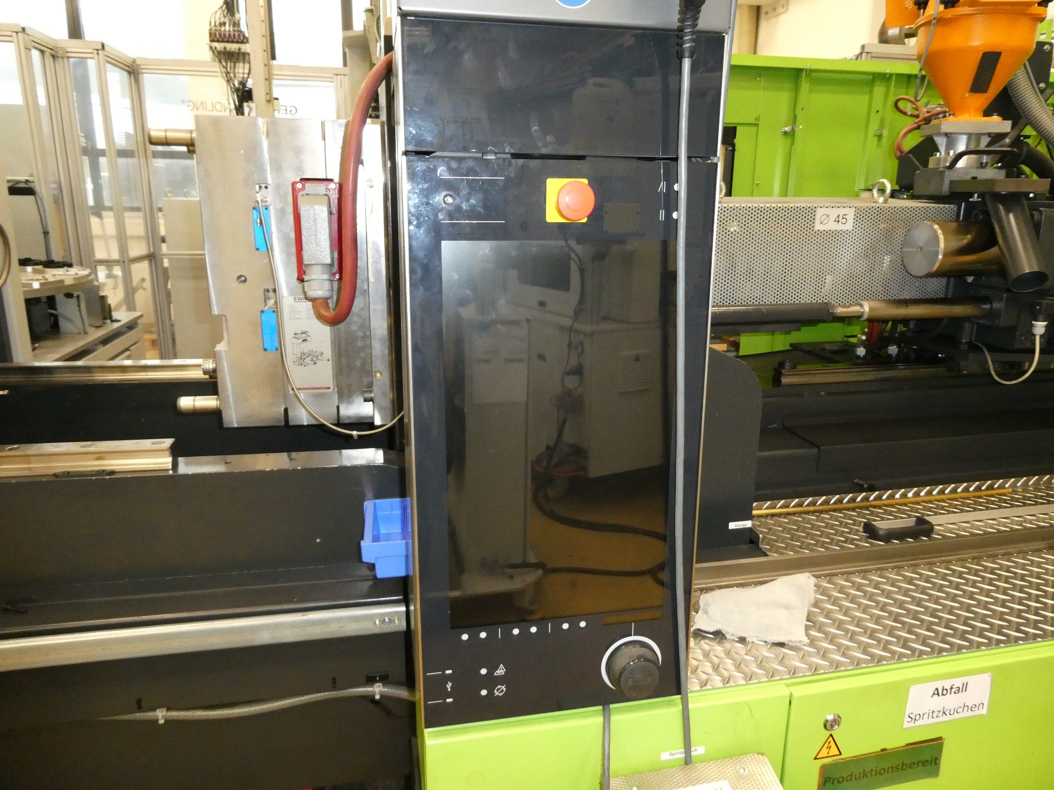 2 ventes aux enchères en ligne de machines-outils, poinçonneuses et périphériques-7