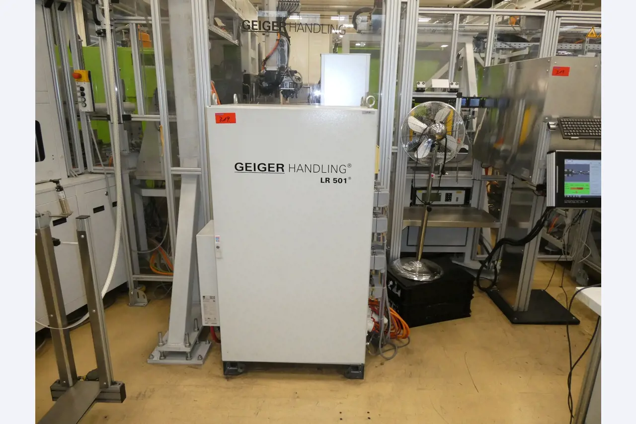 2 online veilingen van gereedschap, ponsmachines en randapparatuur-16