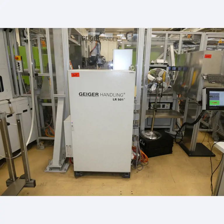 2 online veilingen van gereedschap, ponsmachines en randapparatuur-16