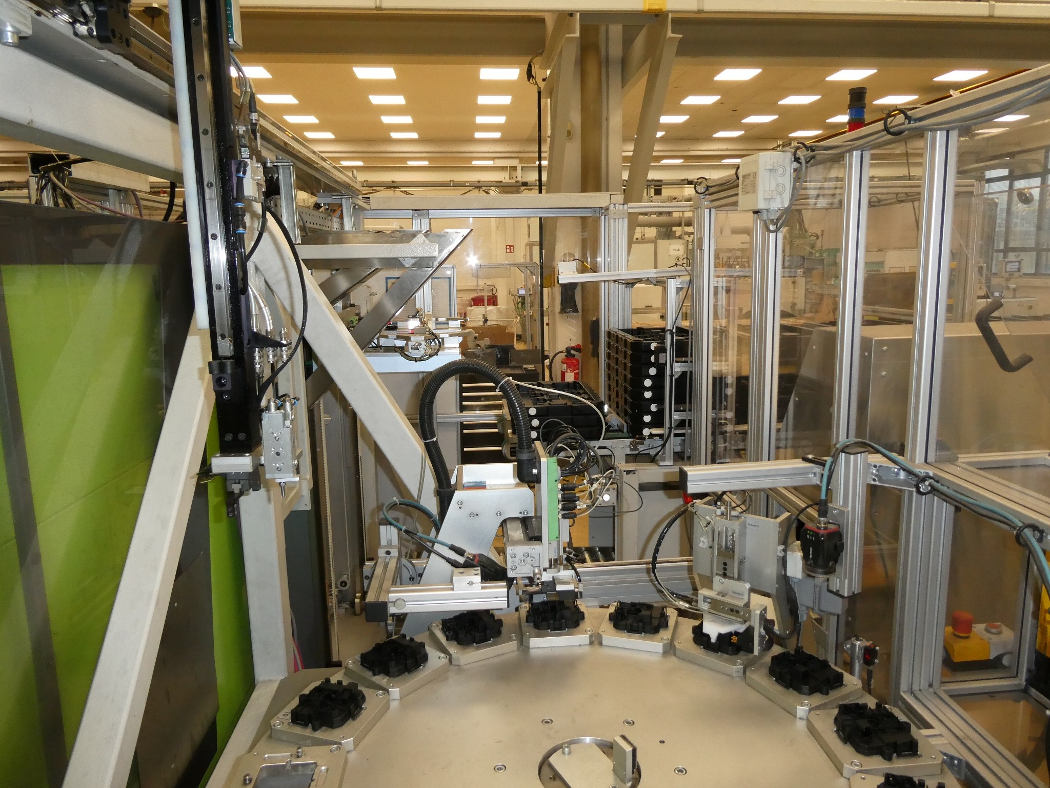 2 ventes aux enchères en ligne de machines-outils, poinçonneuses et périphériques-18