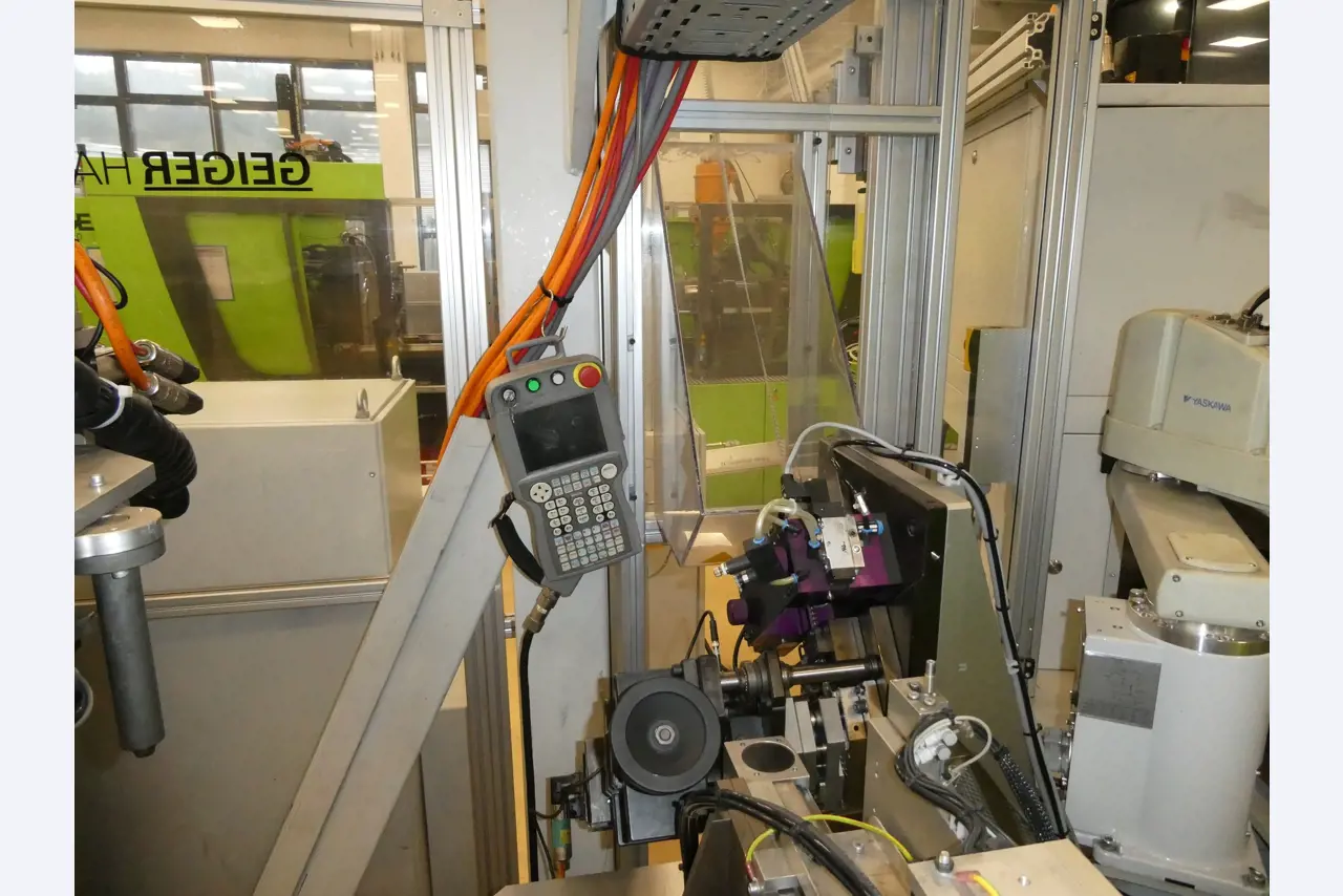 2 online veilingen van gereedschap, ponsmachines en randapparatuur-20