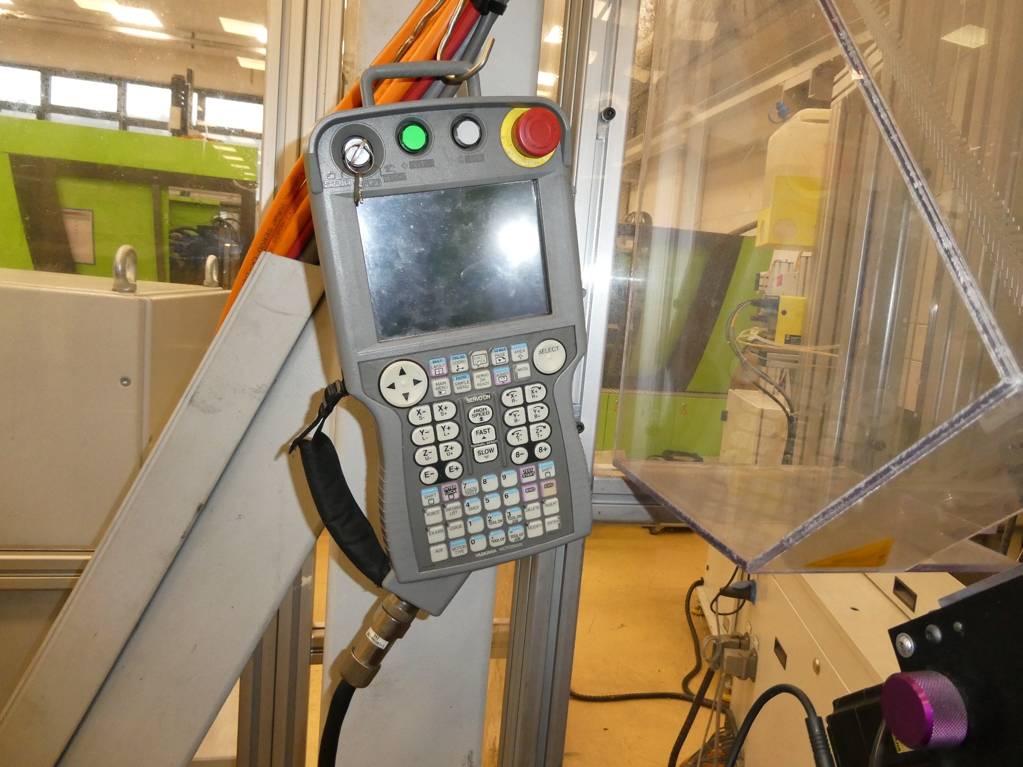 2 ventes aux enchères en ligne de machines-outils, poinçonneuses et périphériques-21