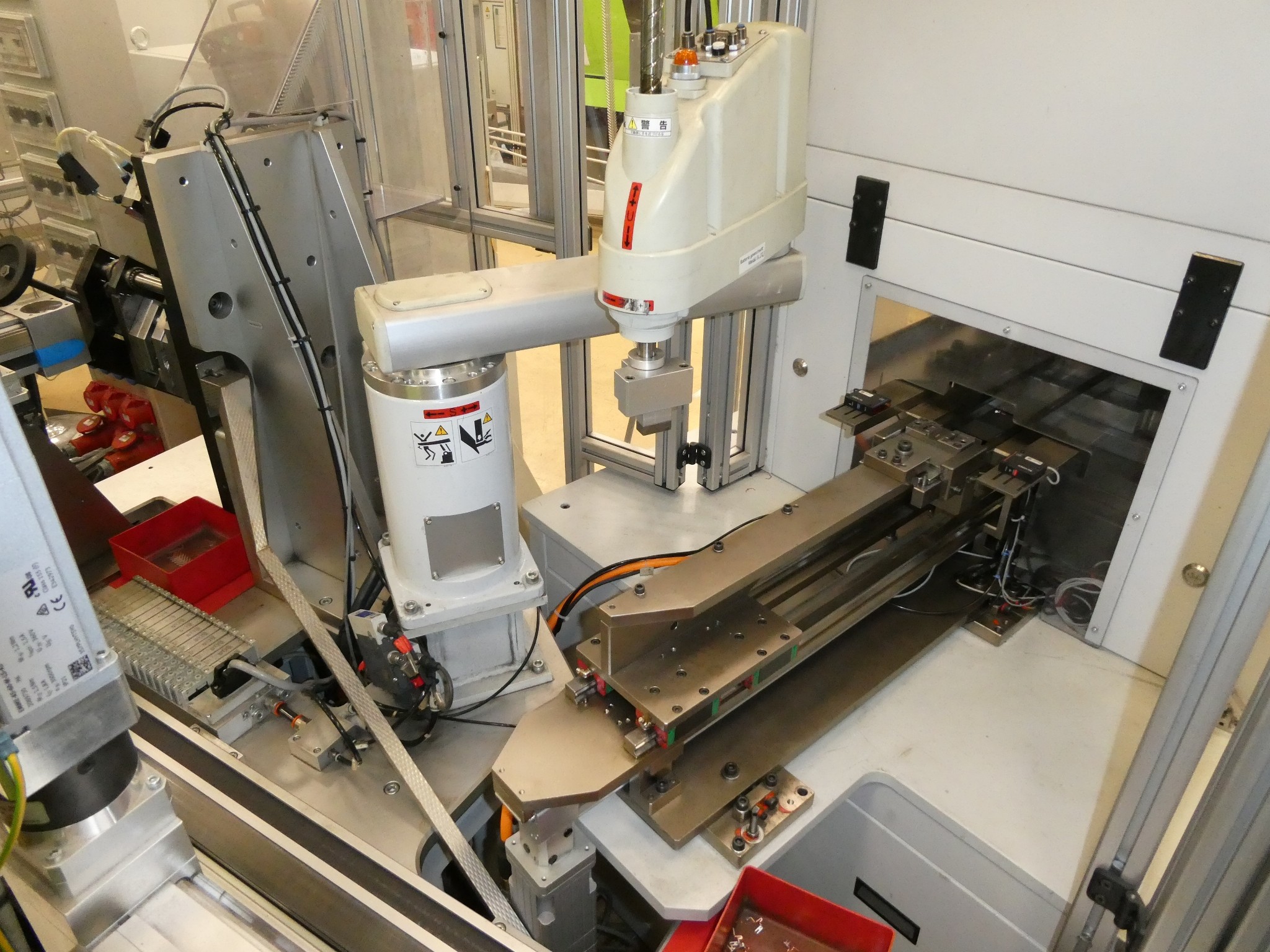 2 ventes aux enchères en ligne de machines-outils, poinçonneuses et périphériques-23