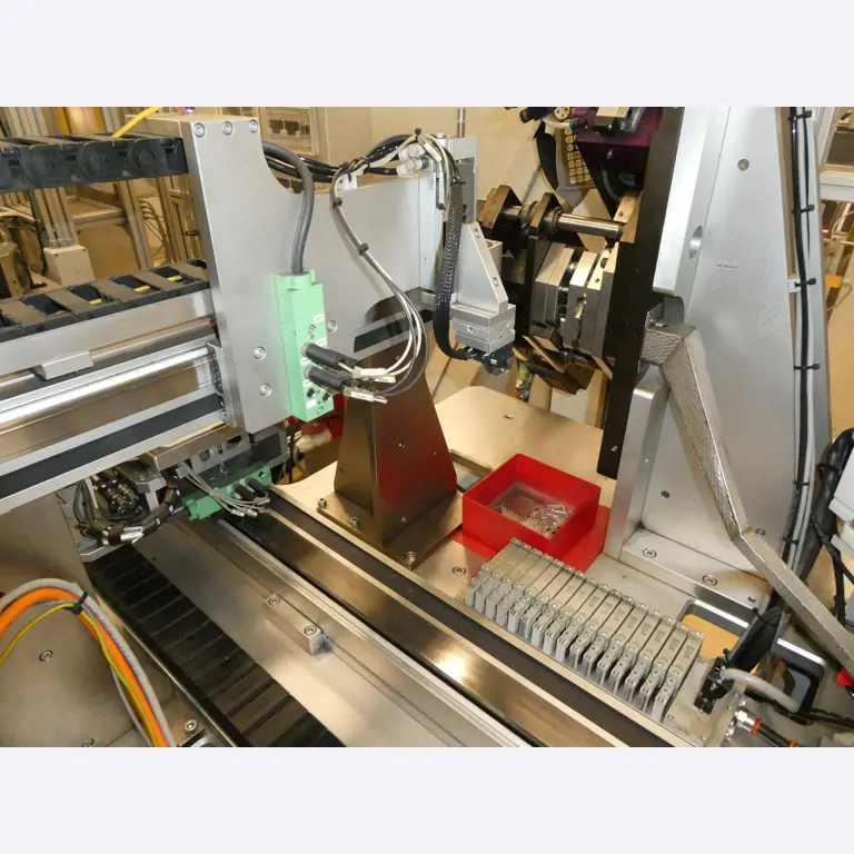 2 online veilingen van gereedschap, ponsmachines en randapparatuur-24