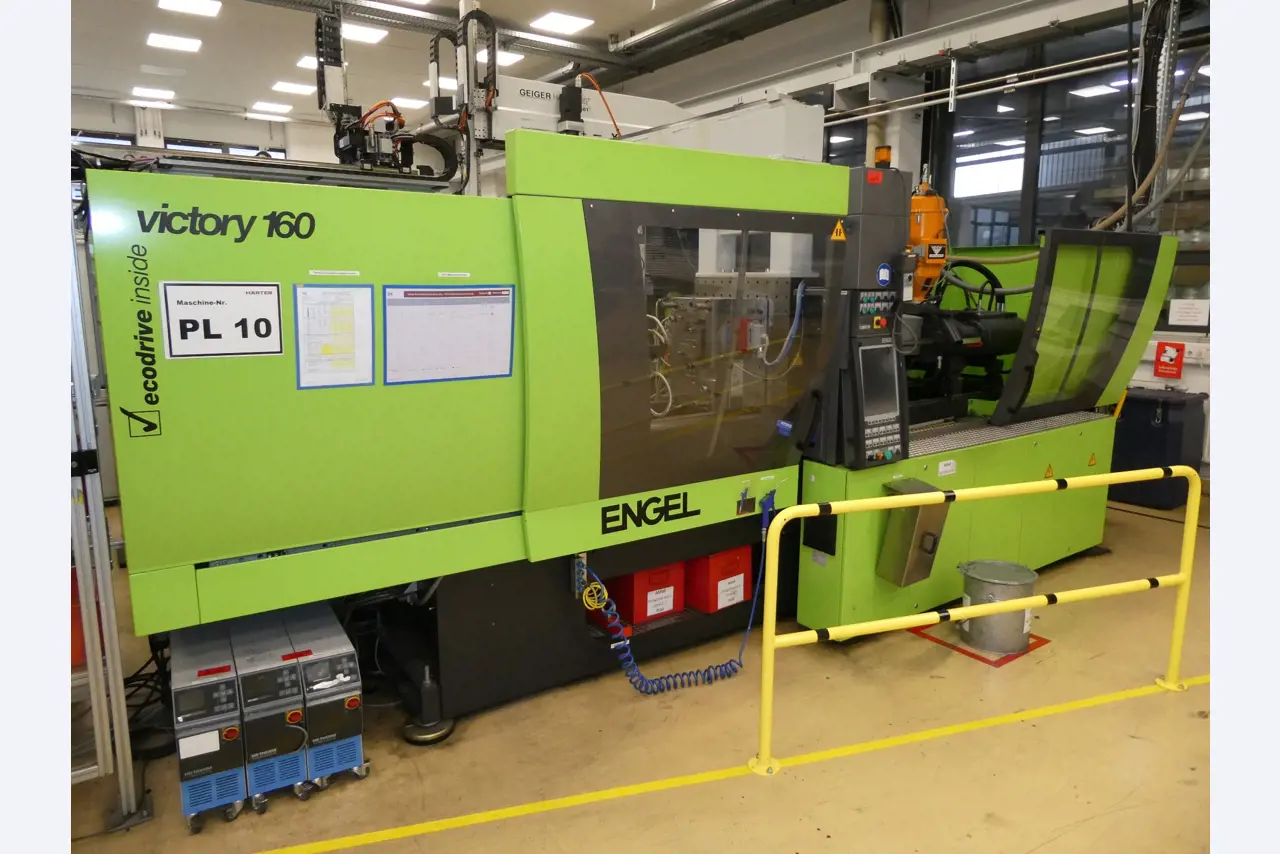 2 online veilingen van gereedschap, ponsmachines en randapparatuur-2