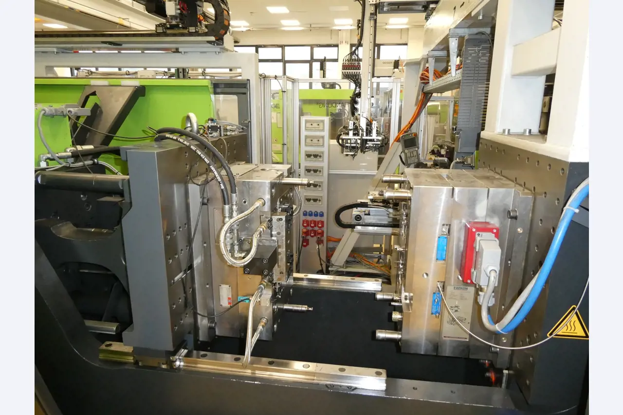 2 online veilingen van gereedschap, ponsmachines en randapparatuur-3
