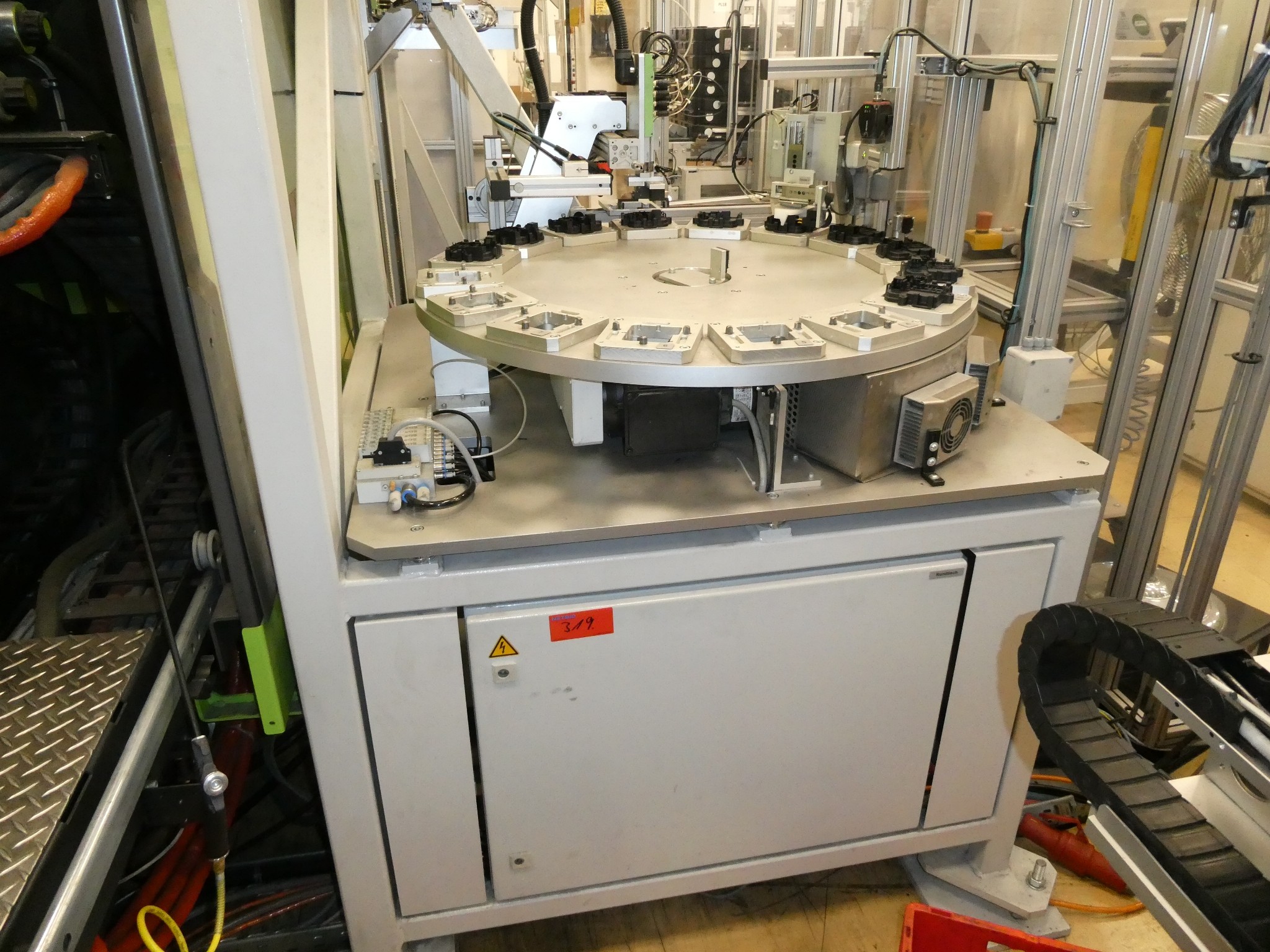 2 ventes aux enchères en ligne de machines-outils, poinçonneuses et périphériques-42