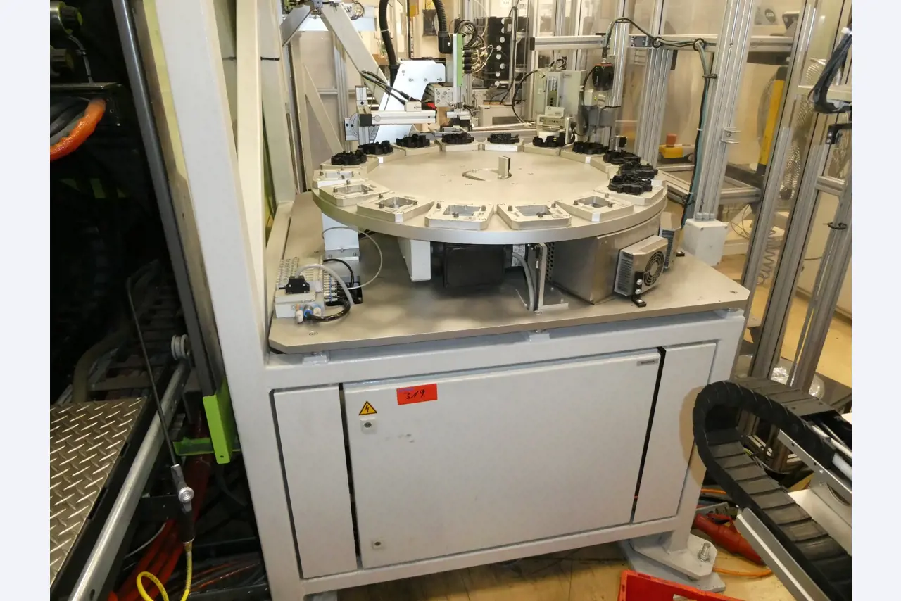 2 online veilingen van gereedschap, ponsmachines en randapparatuur-42
