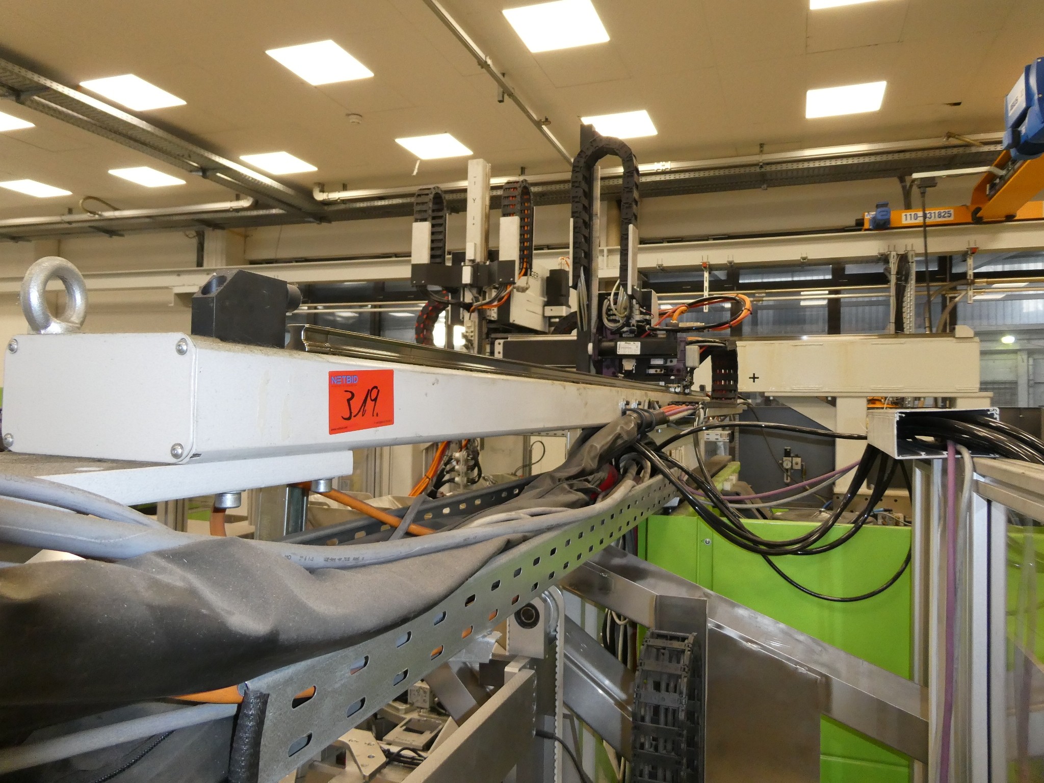 2 ventes aux enchères en ligne de machines-outils, poinçonneuses et périphériques-48