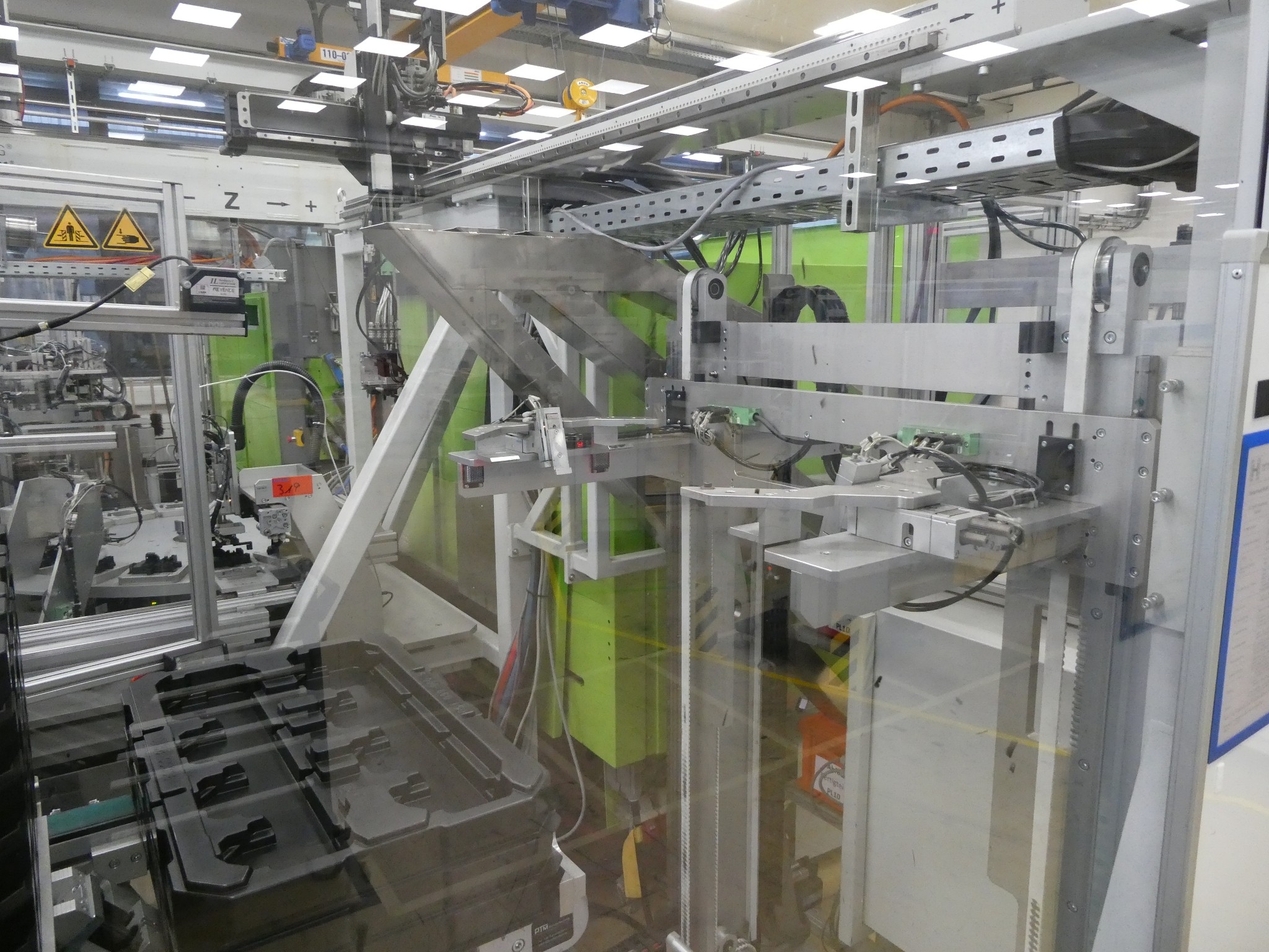 2 ventes aux enchères en ligne de machines-outils, poinçonneuses et périphériques-52