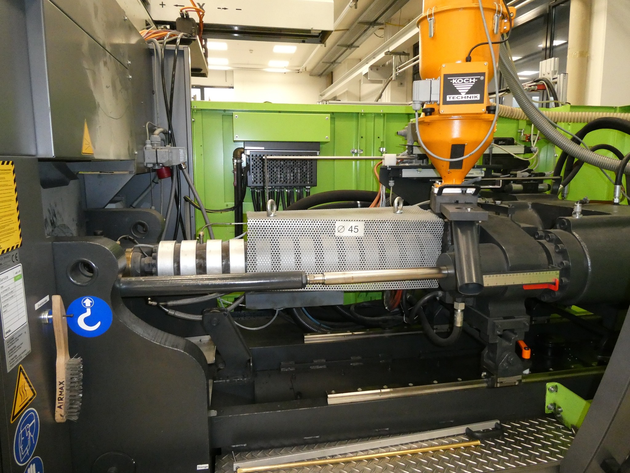 2 ventes aux enchères en ligne de machines-outils, poinçonneuses et périphériques-8