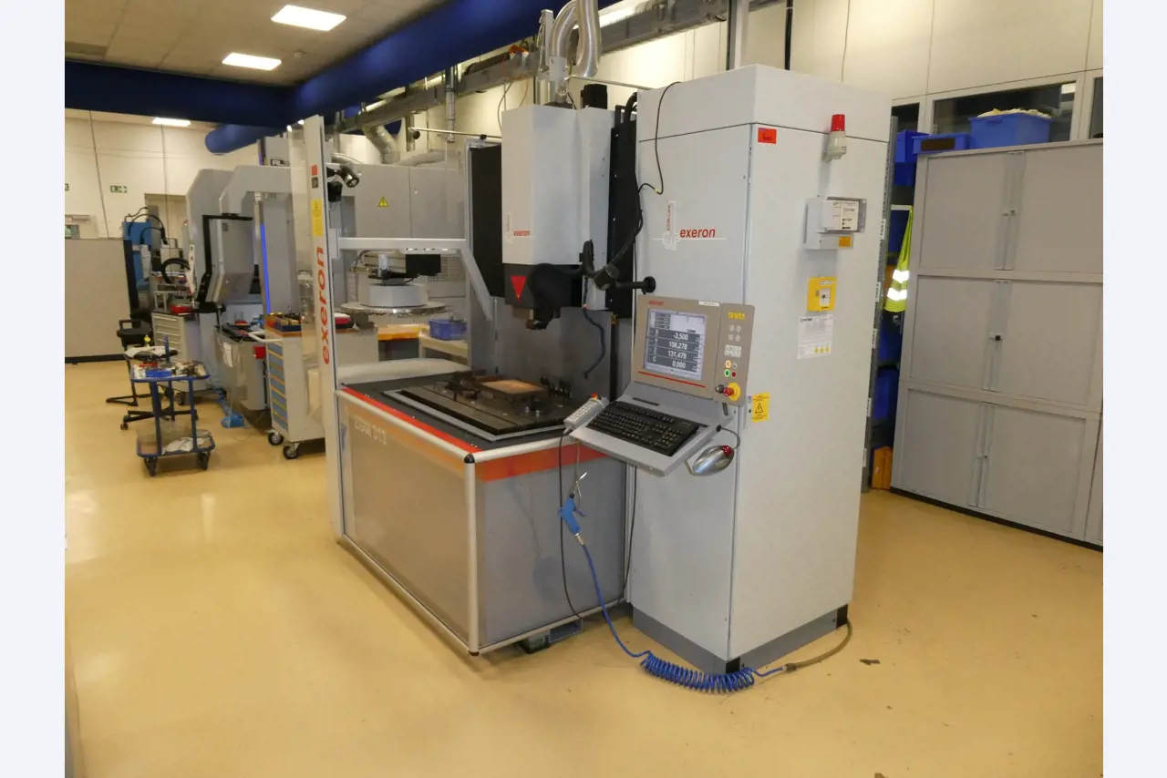 2 online veilingen van gereedschap, ponsmachines en randapparatuur-3