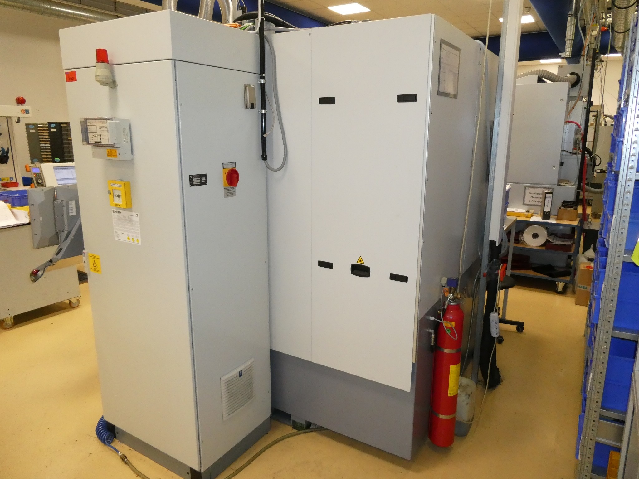 2 ventes aux enchères en ligne de machines-outils, poinçonneuses et périphériques-4