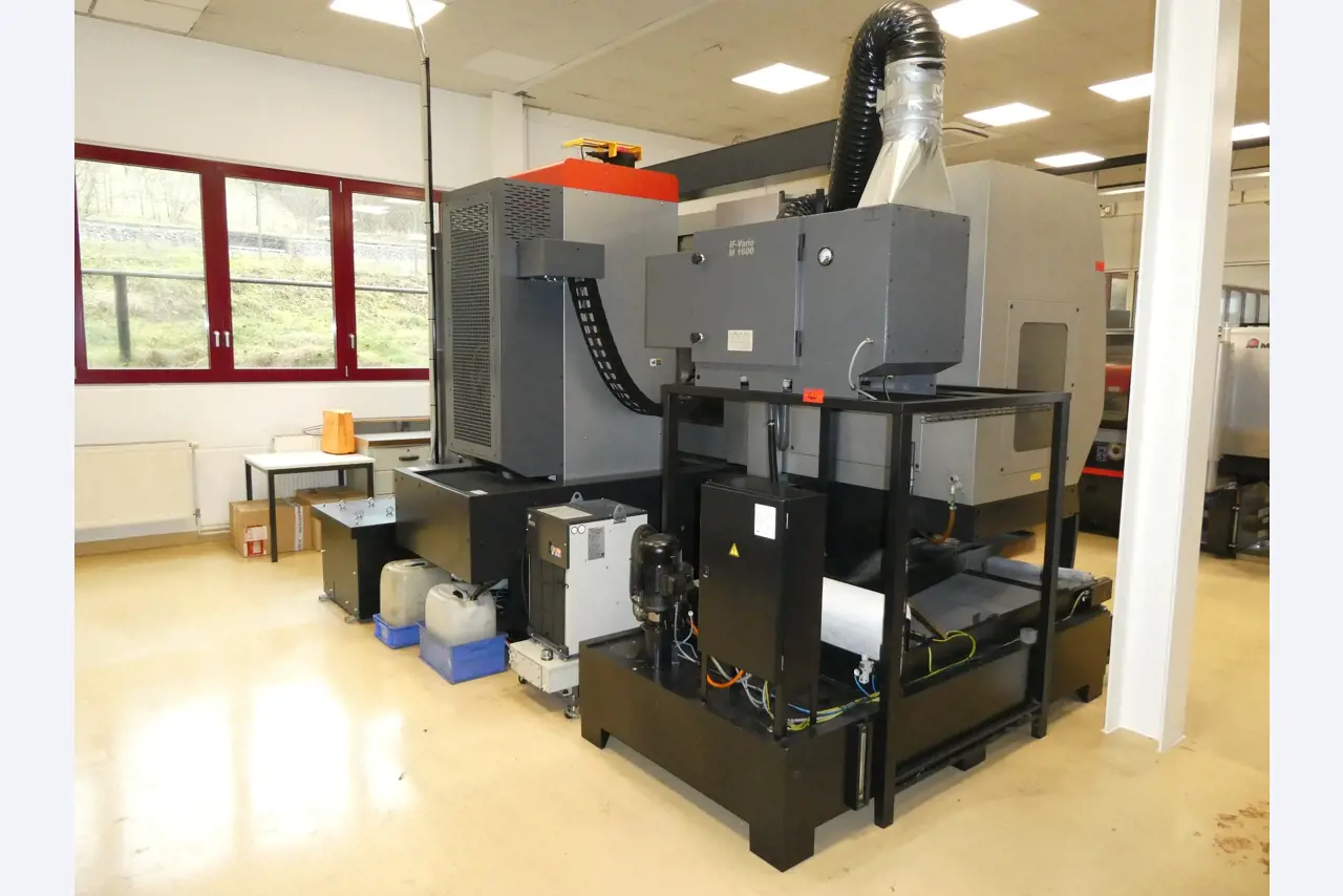 2 online veilingen van gereedschap, ponsmachines en randapparatuur-11