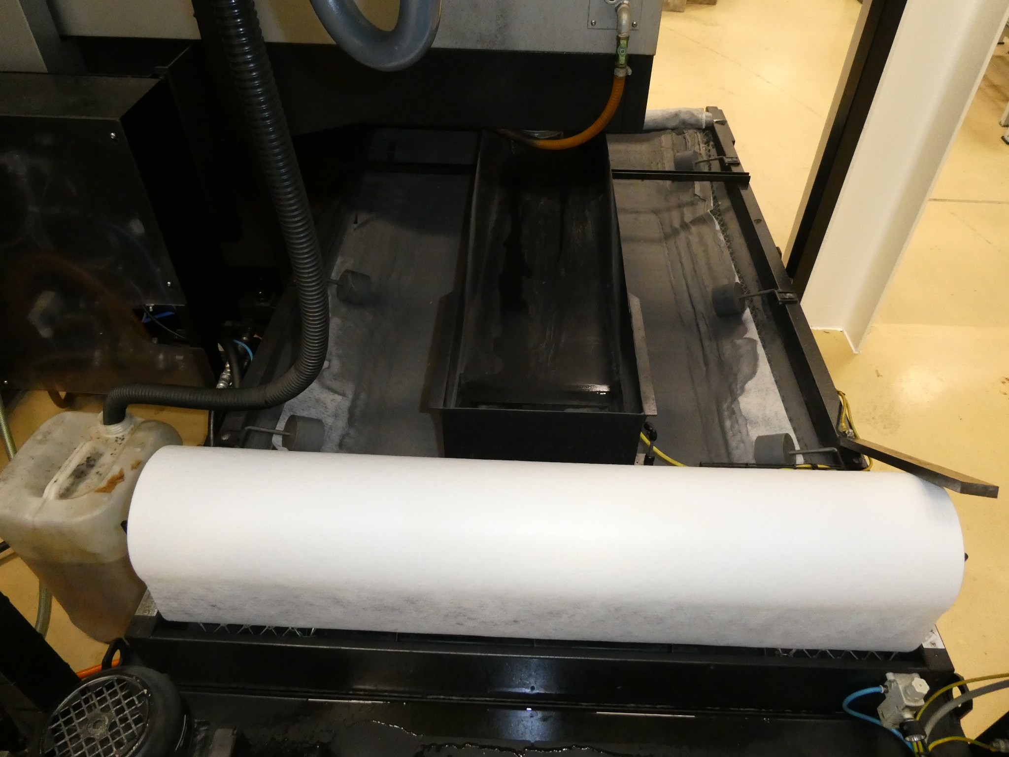 2 ventes aux enchères en ligne de machines-outils, poinçonneuses et périphériques-15