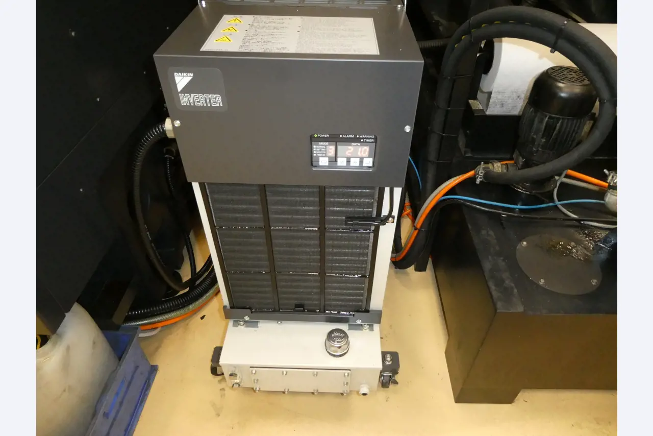 2 online veilingen van gereedschap, ponsmachines en randapparatuur-16