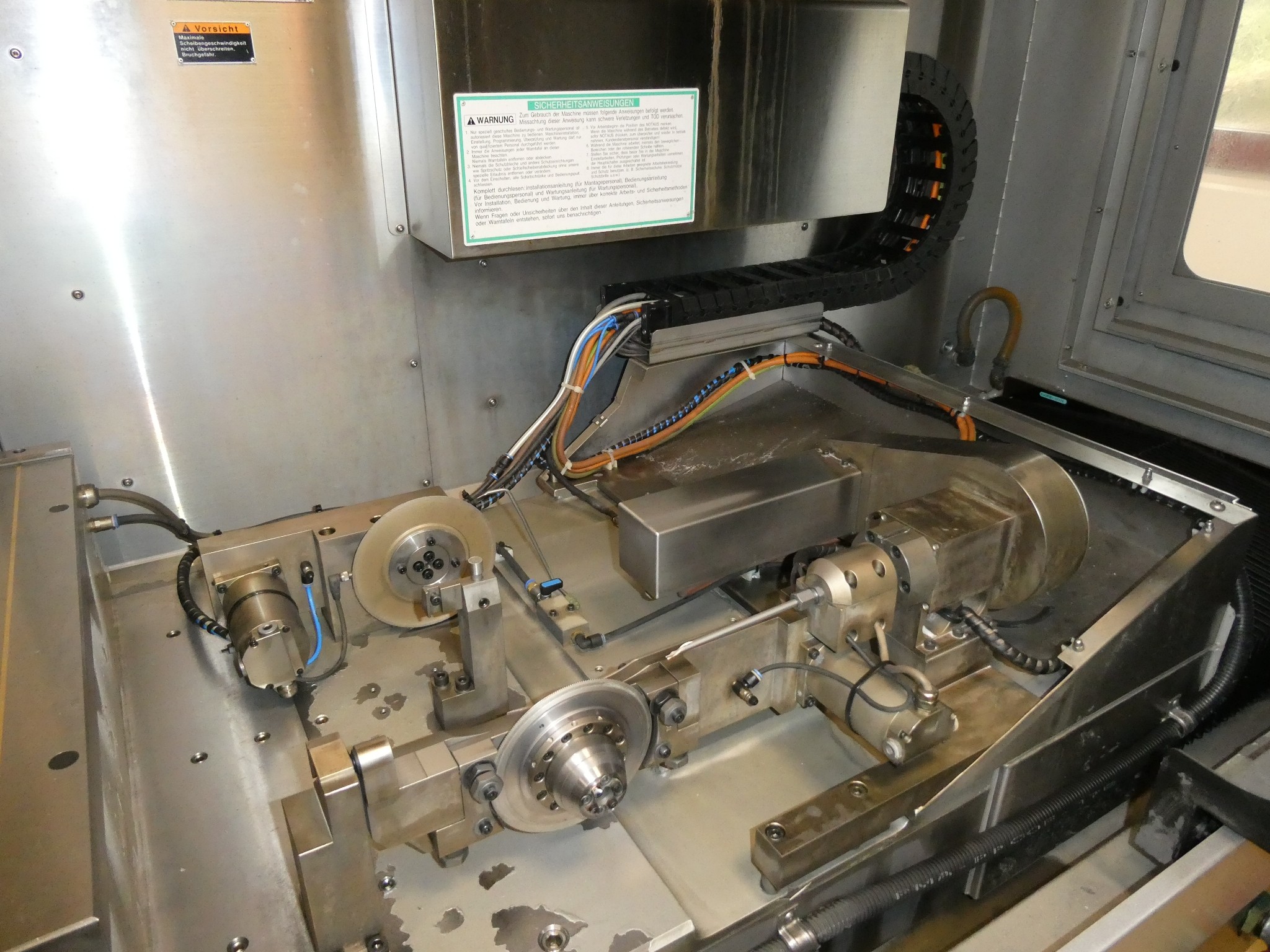 2 ventes aux enchères en ligne de machines-outils, poinçonneuses et périphériques-19