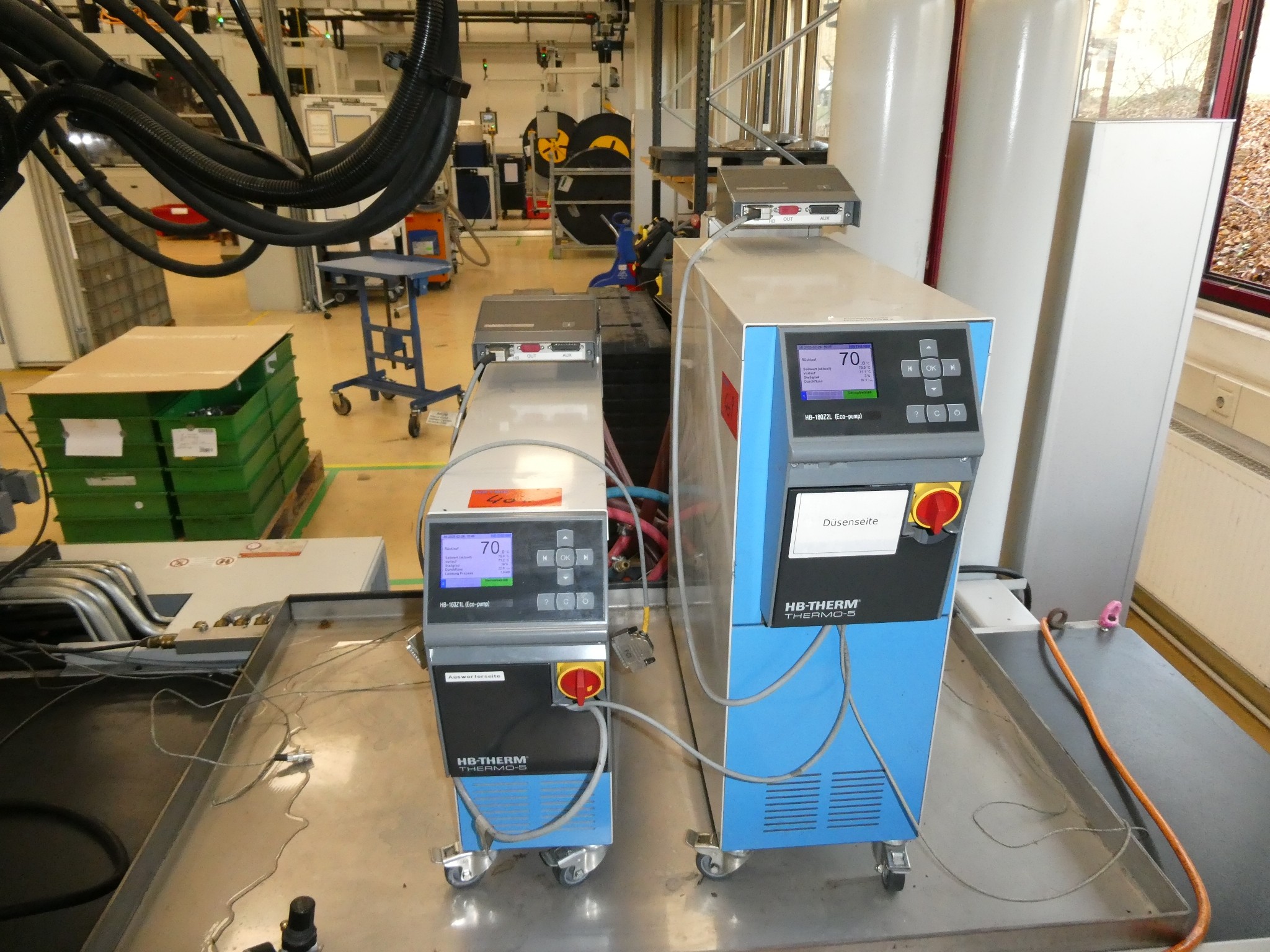 2 aukcje internetowe narzędzi, wykrawarek i urządzeń peryferyjnych-14