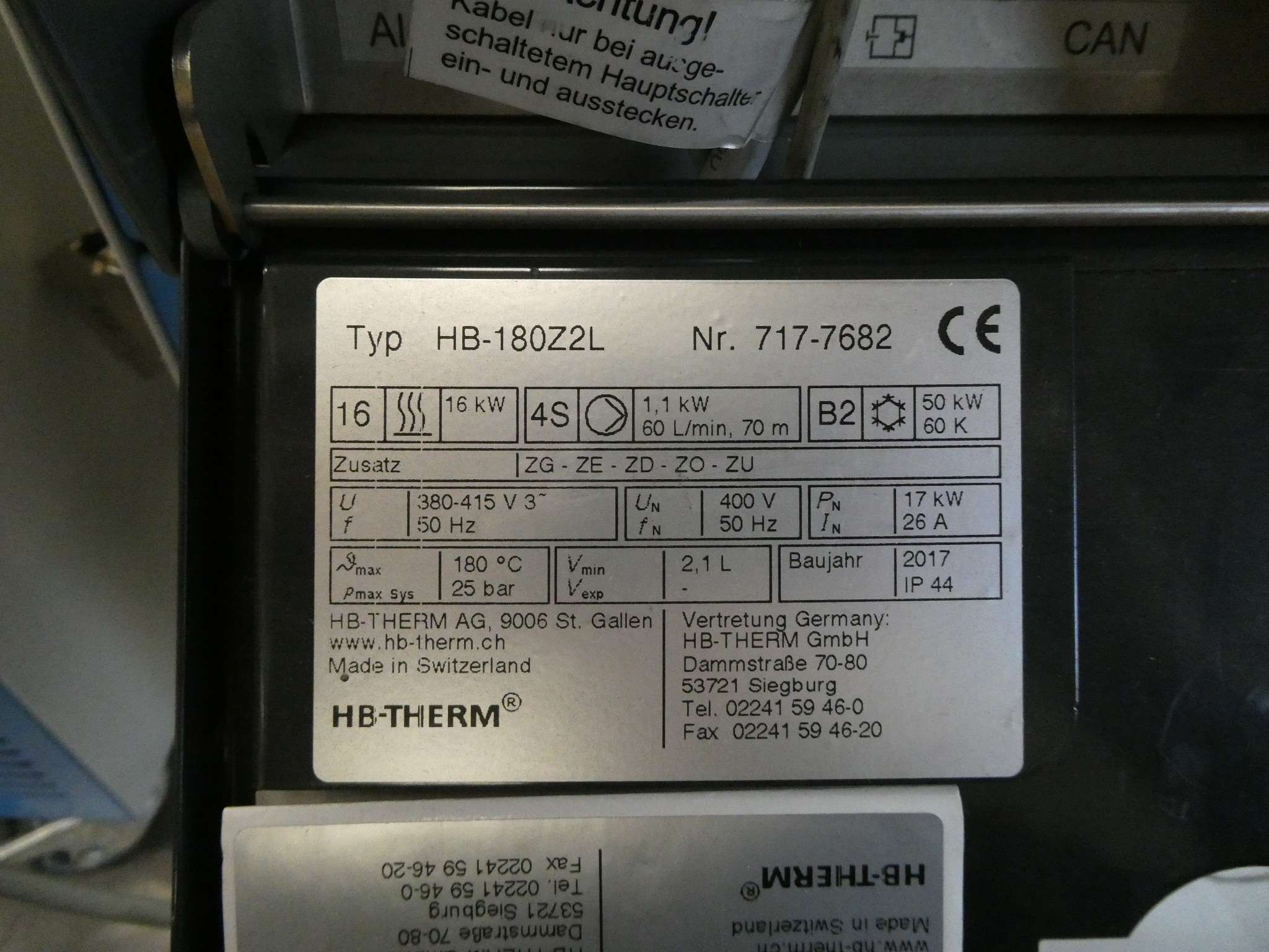 2 aukcje internetowe narzędzi, wykrawarek i urządzeń peryferyjnych-16