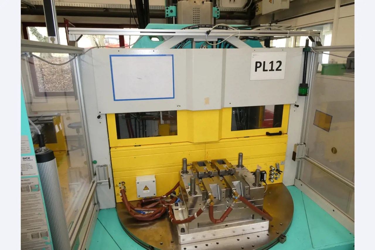 2 Online auctions of tools, punching machines and peripherals-6