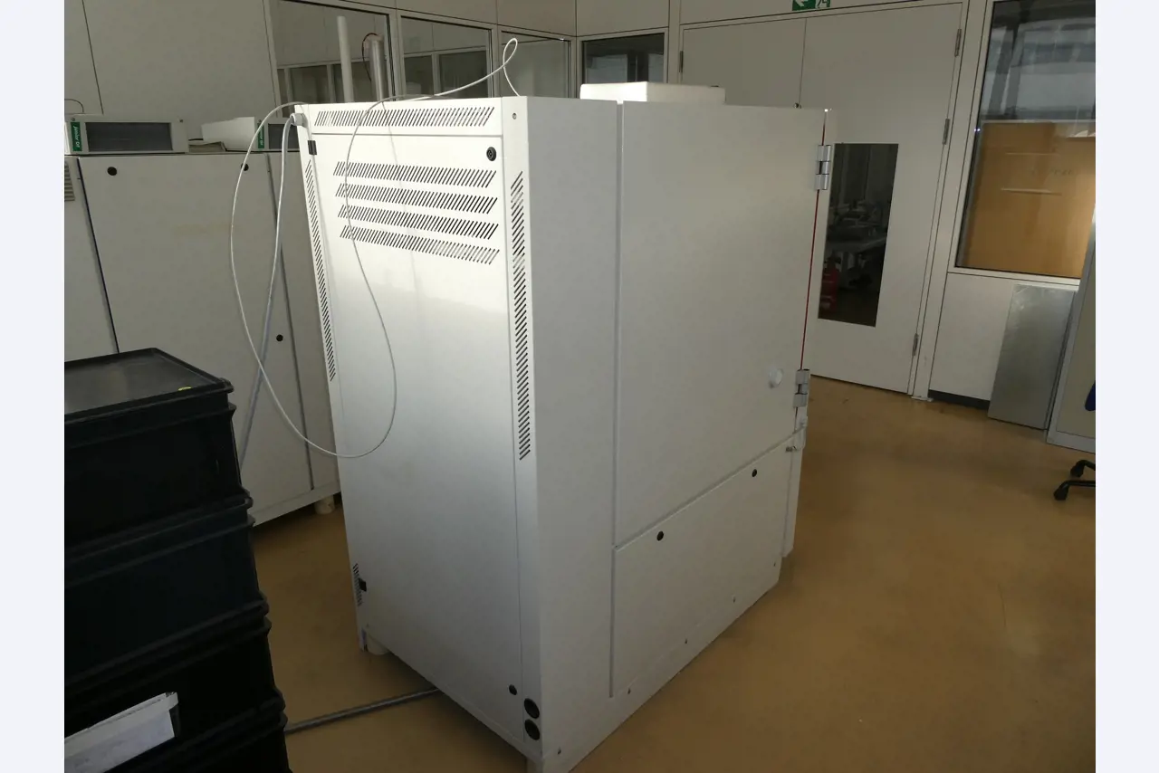 2 online veilingen van gereedschap, ponsmachines en randapparatuur-4