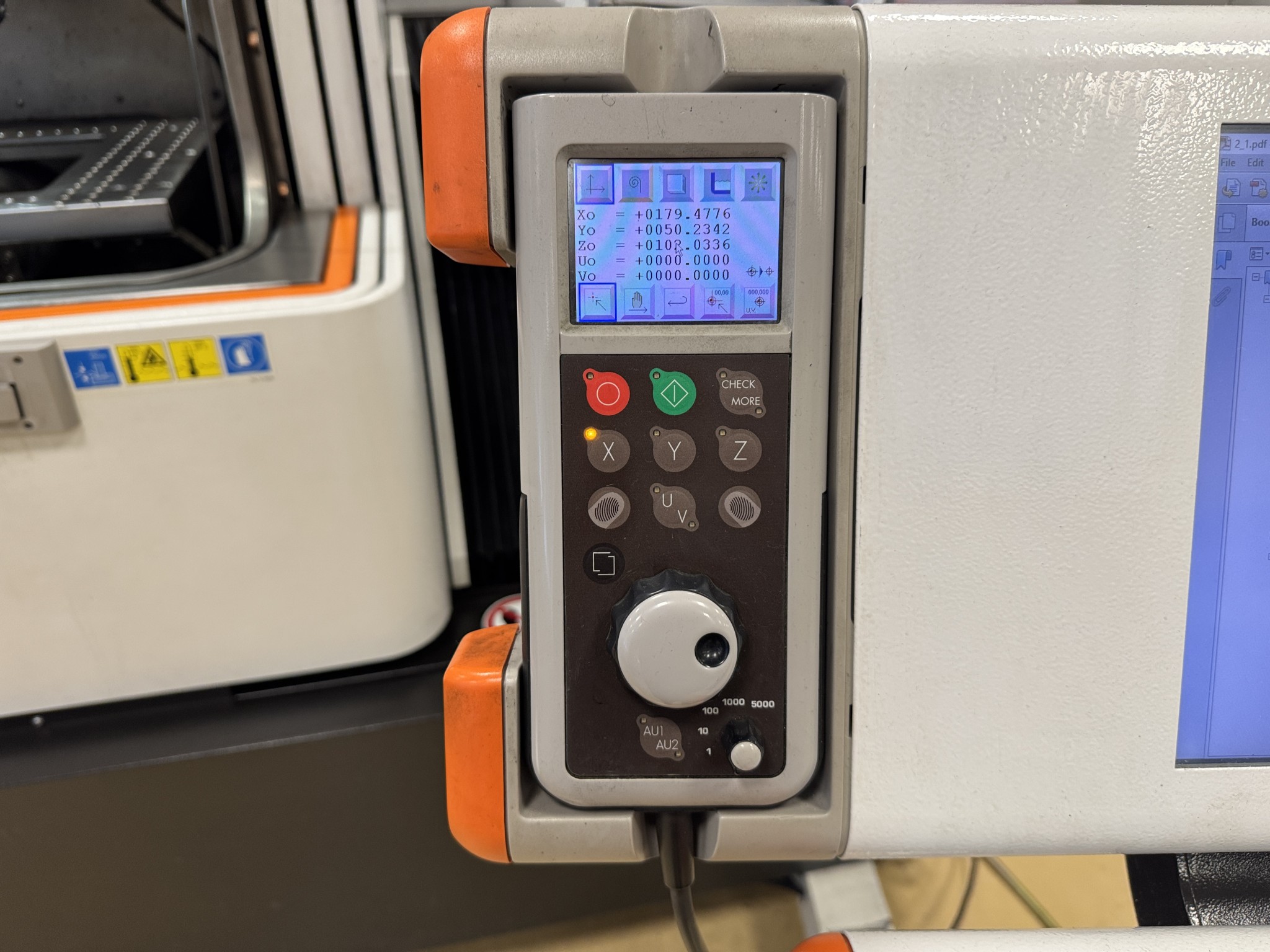 2 ventes aux enchères en ligne de machines-outils, poinçonneuses et périphériques-7