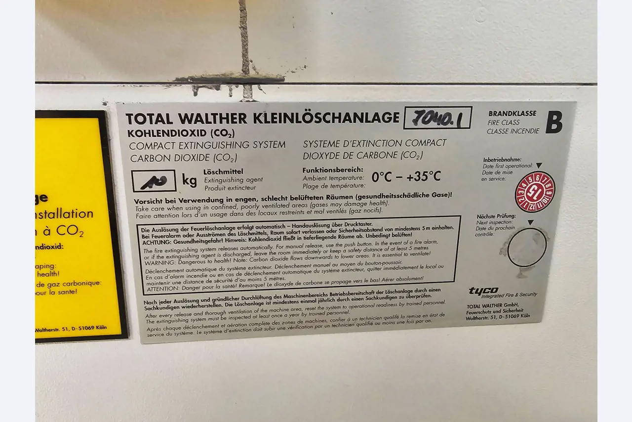 2 Online auctions of tools, punching machines and peripherals-10