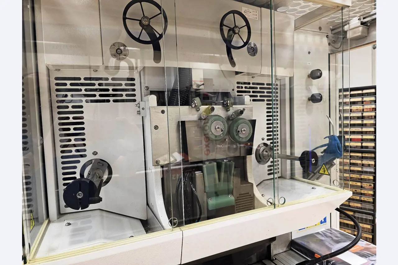 2 Online auctions of tools, punching machines and peripherals-5