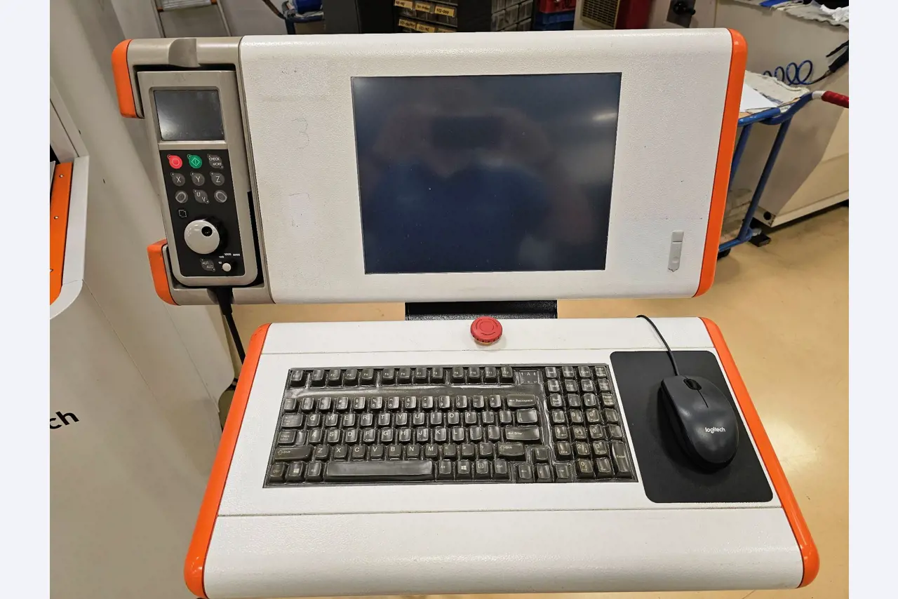 2 Online auctions of tools, punching machines and peripherals-6