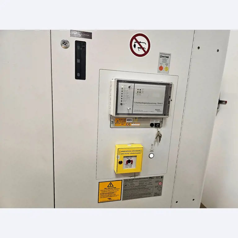 2 Online auctions of tools, punching machines and peripherals-9