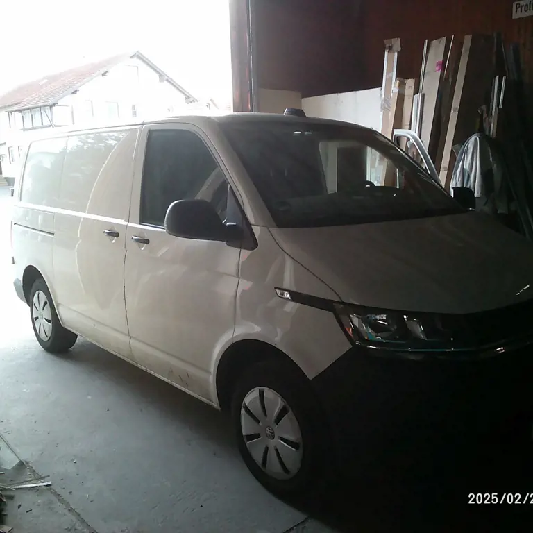 Avto (doplačilo se lahko spremeni) Volkswagen T6