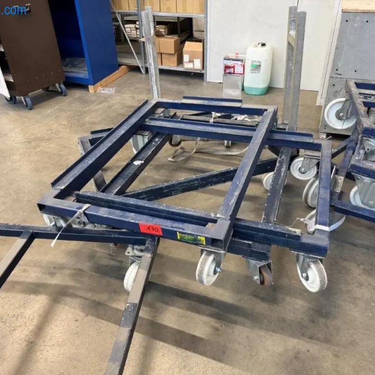1 Posten Supports roulants pour palettes