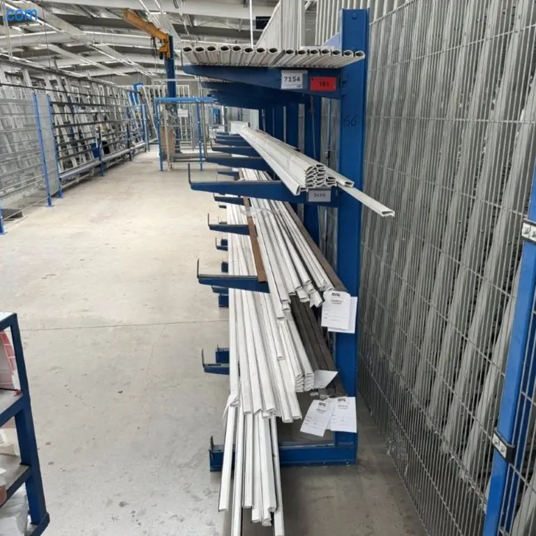 Estante cantilever Bito