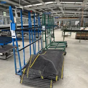 2 mobile Glasgestelle
