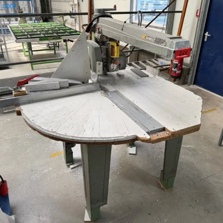 Scie à ruban DeWalt 1600S