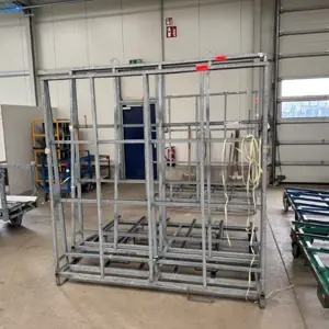 2 Stekleni transportni regali