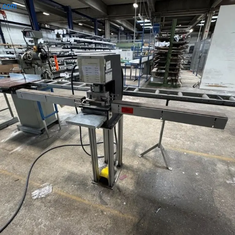 Machine à encocher Frantec