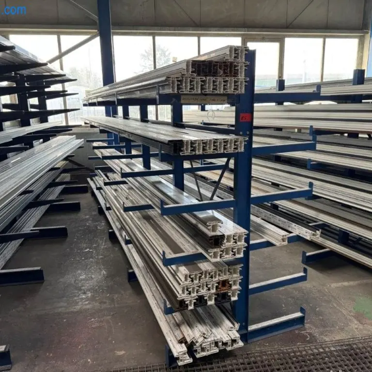 2 Rayonnages cantilever