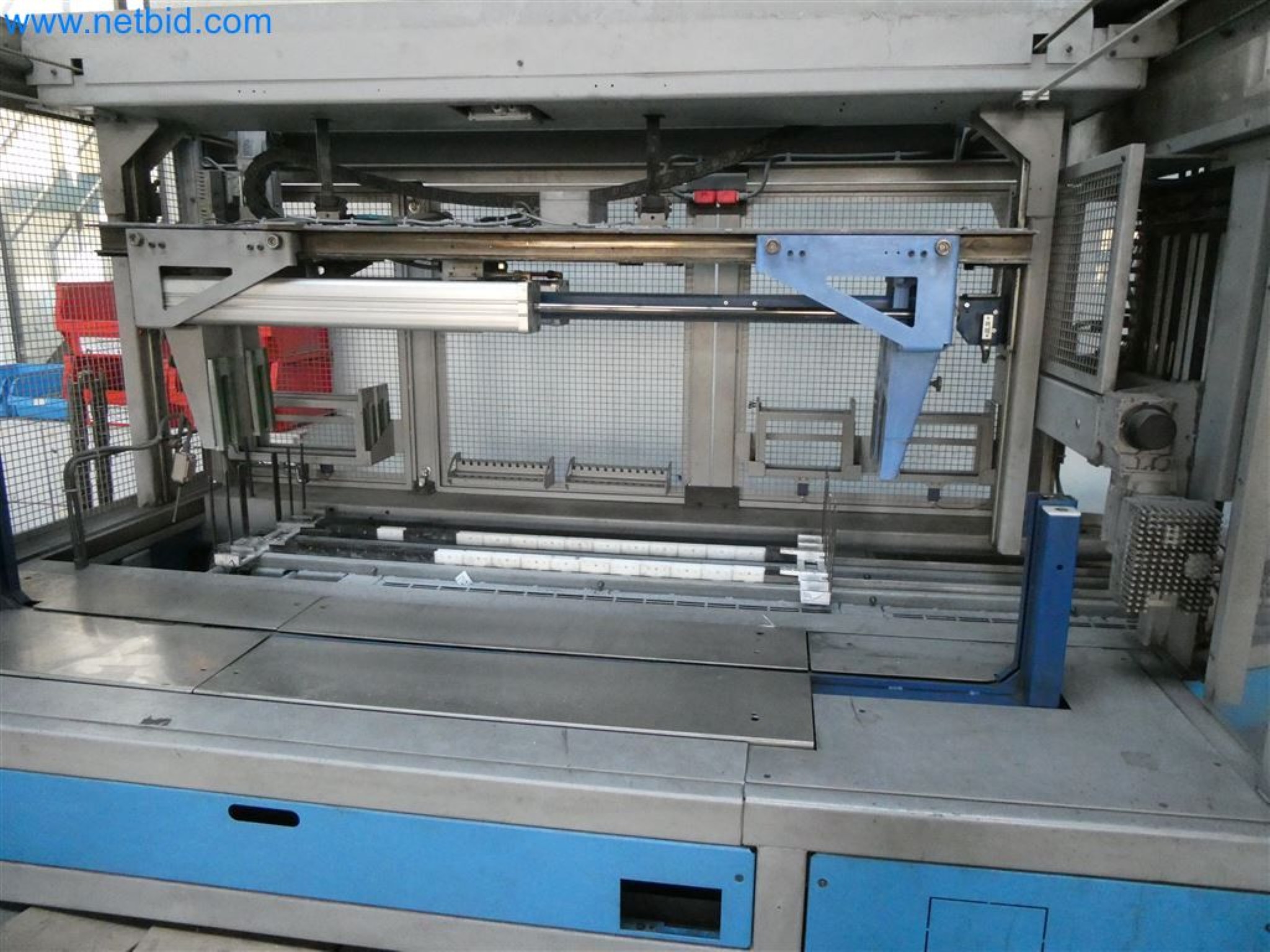 Ofsetový tisk a postpress stroje-3