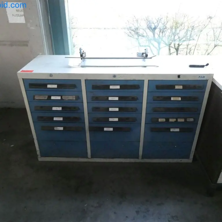 Drawer cabinet