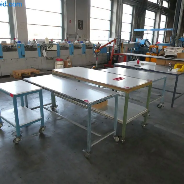 5 Tables à roulettes