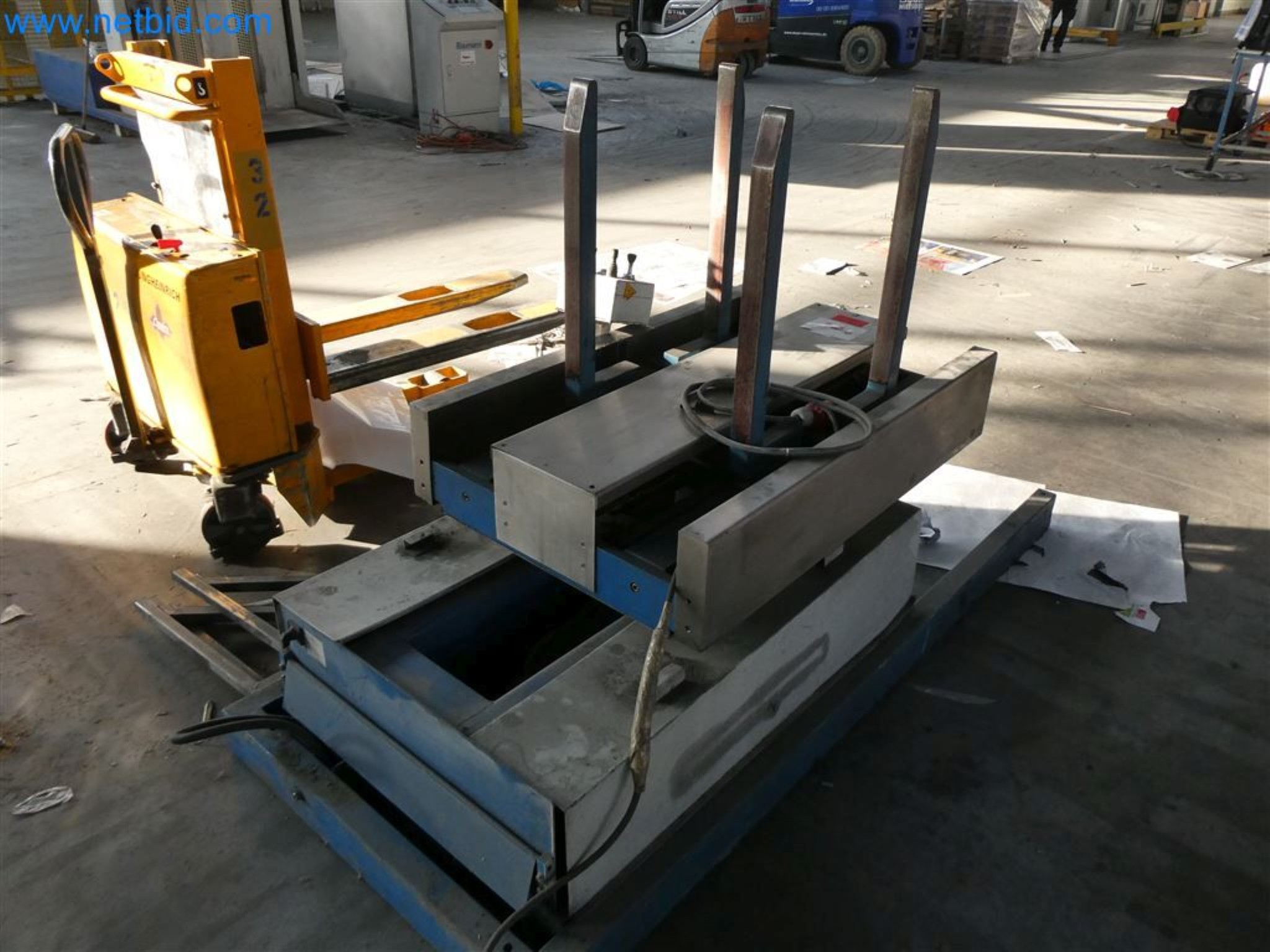 buy used Stack turner 900 (Auction #18463-2) | NetBid Industry Auctions
