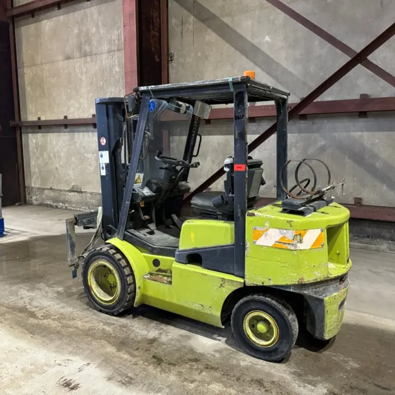 LPG forklift Clark CGP30