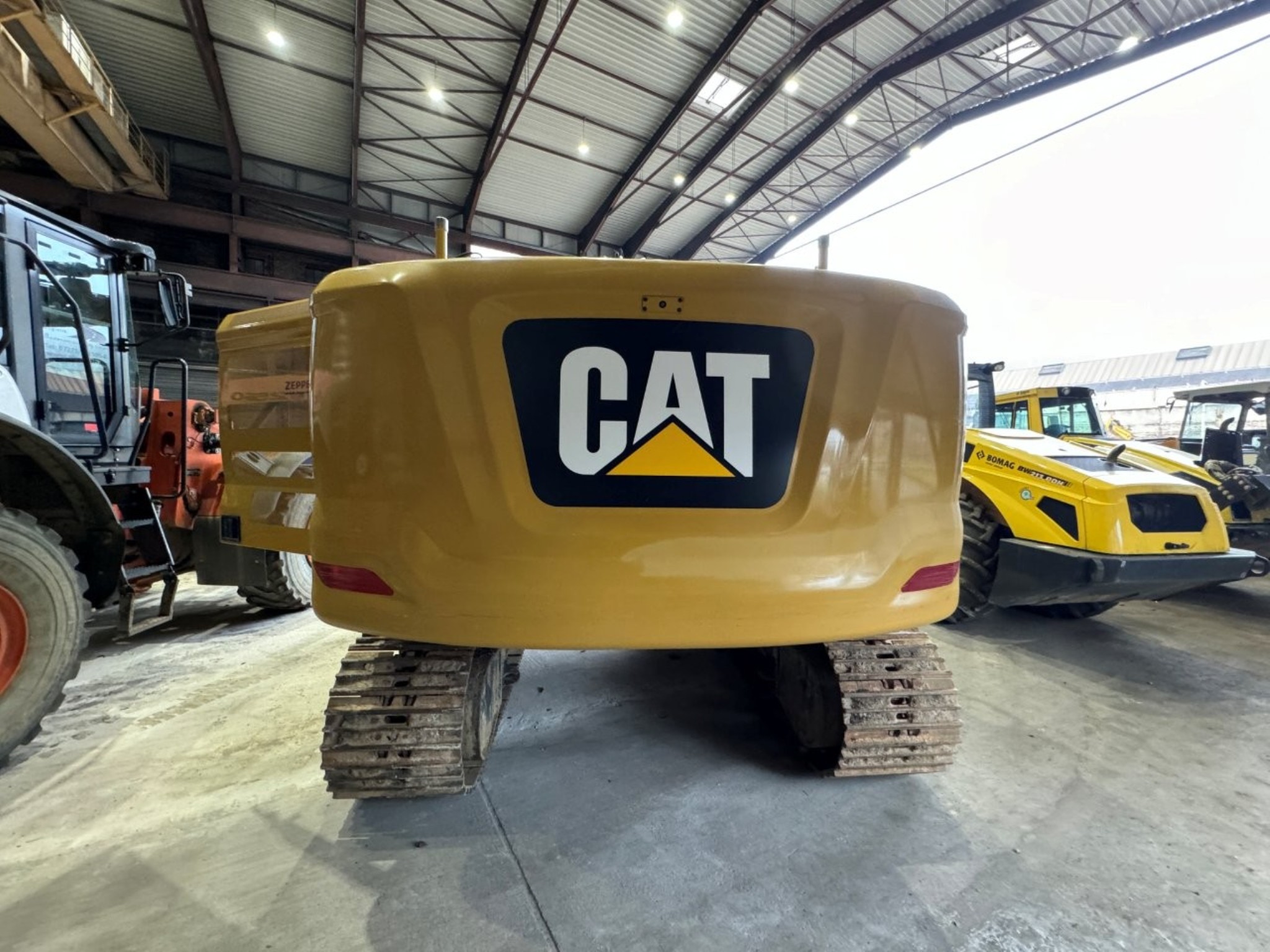 Maquinaria de construcción-16