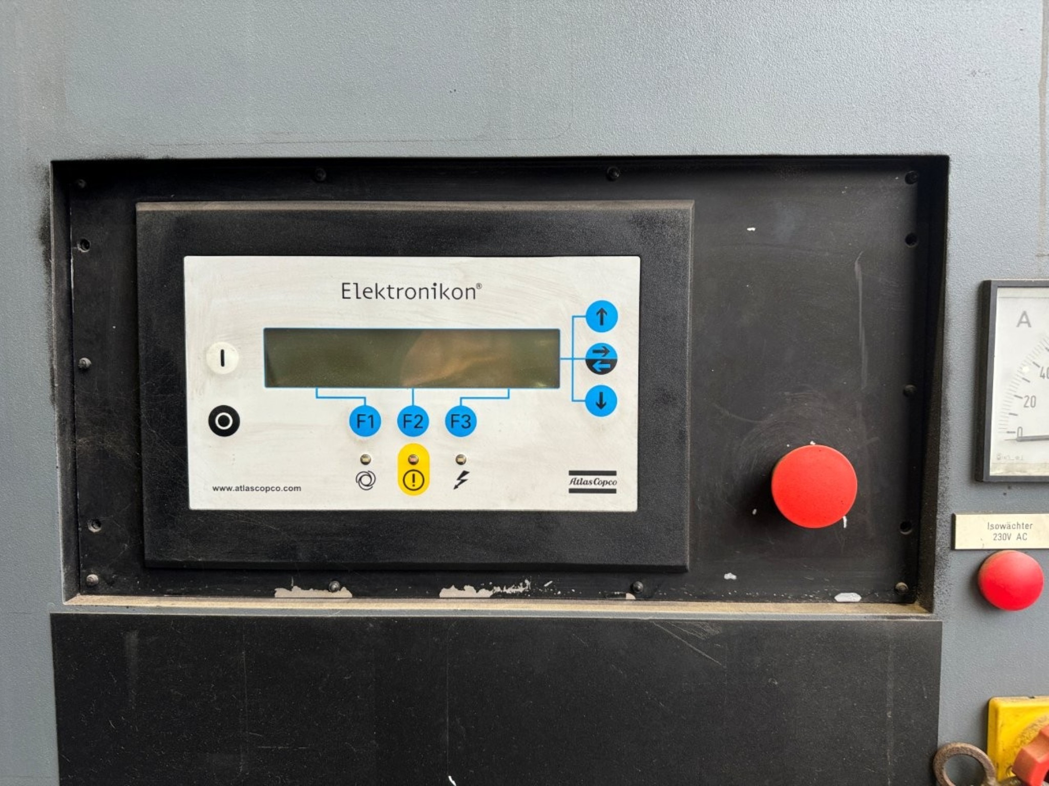 Roboty, maszyny przemysłowe i towary od Vulcast/Foundry-2